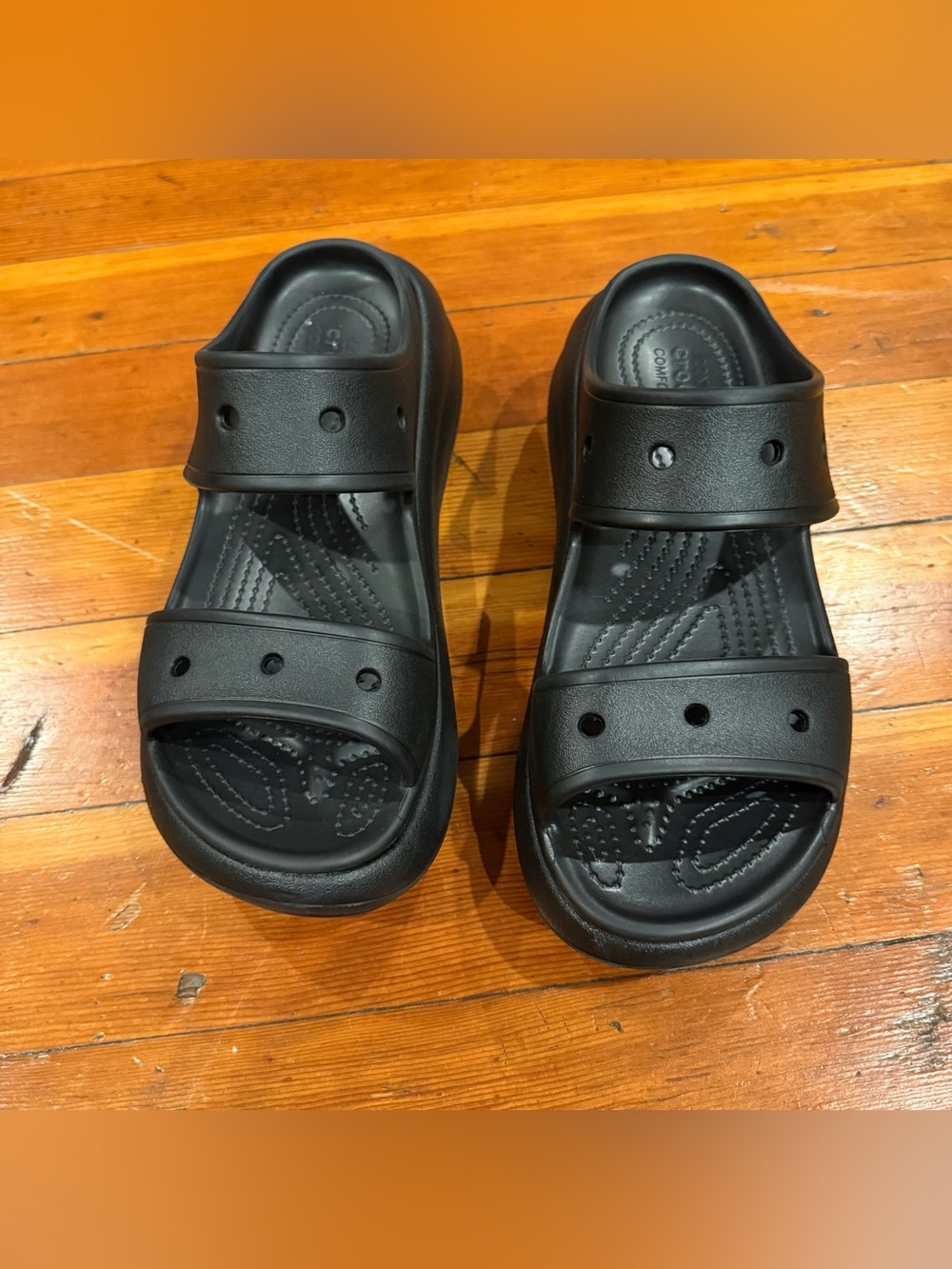 🩴🐊 Crocs Classic Crush Platform Sandals - Black (W10 / M8)